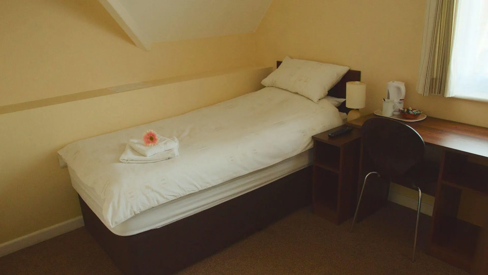 Landguard House Bed Only Hotel Southampton 3*,